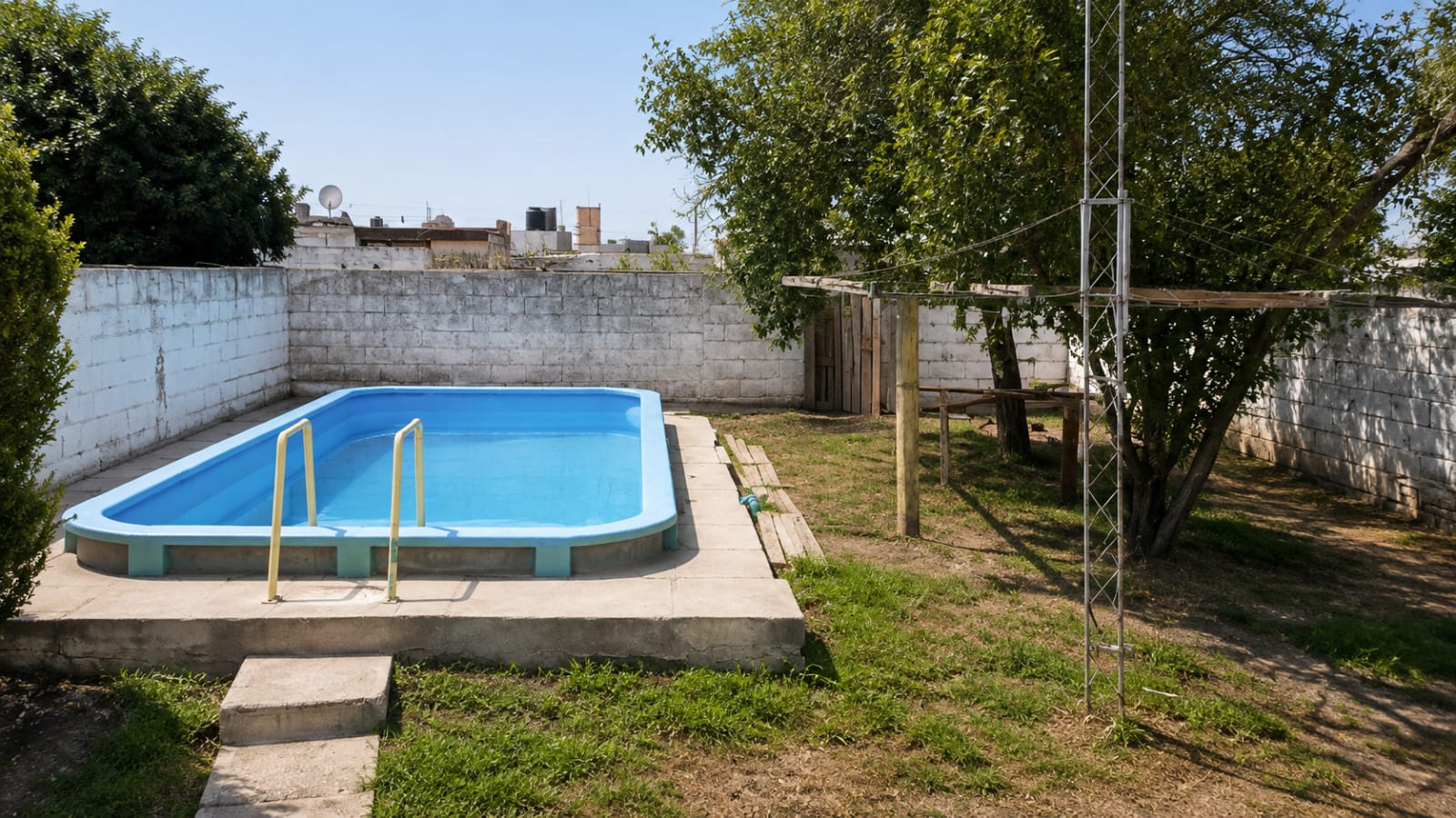 SE VENDE CASA EN ARROYITO