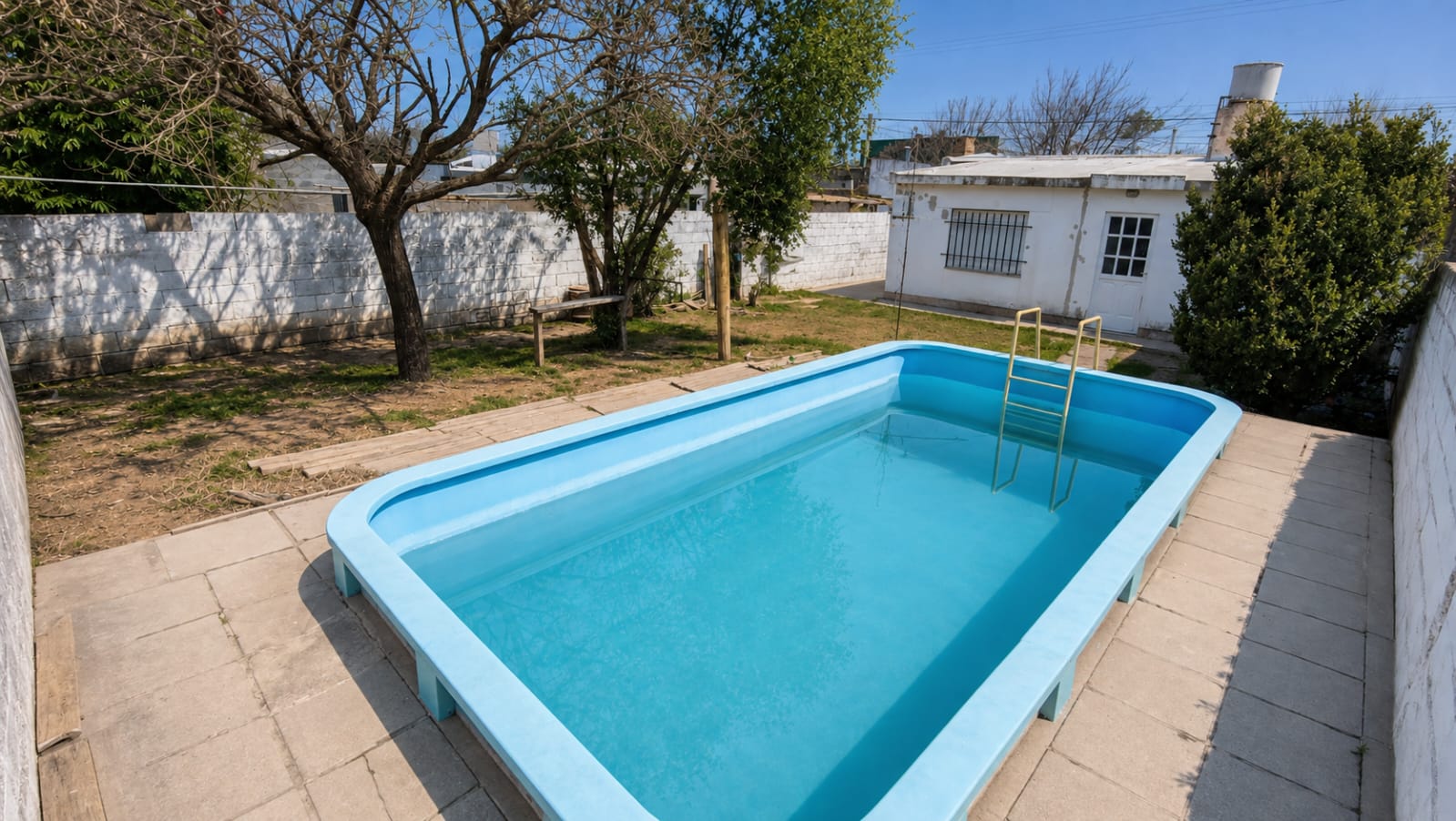 SE VENDE CASA EN ARROYITO