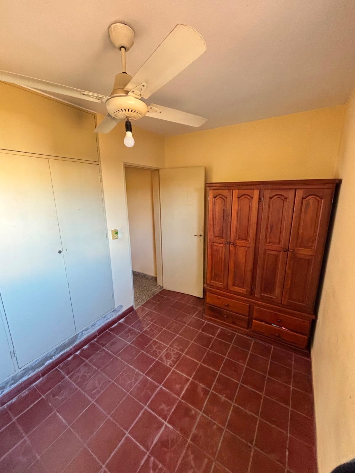 SE VENDE CASA EN ARROYITO