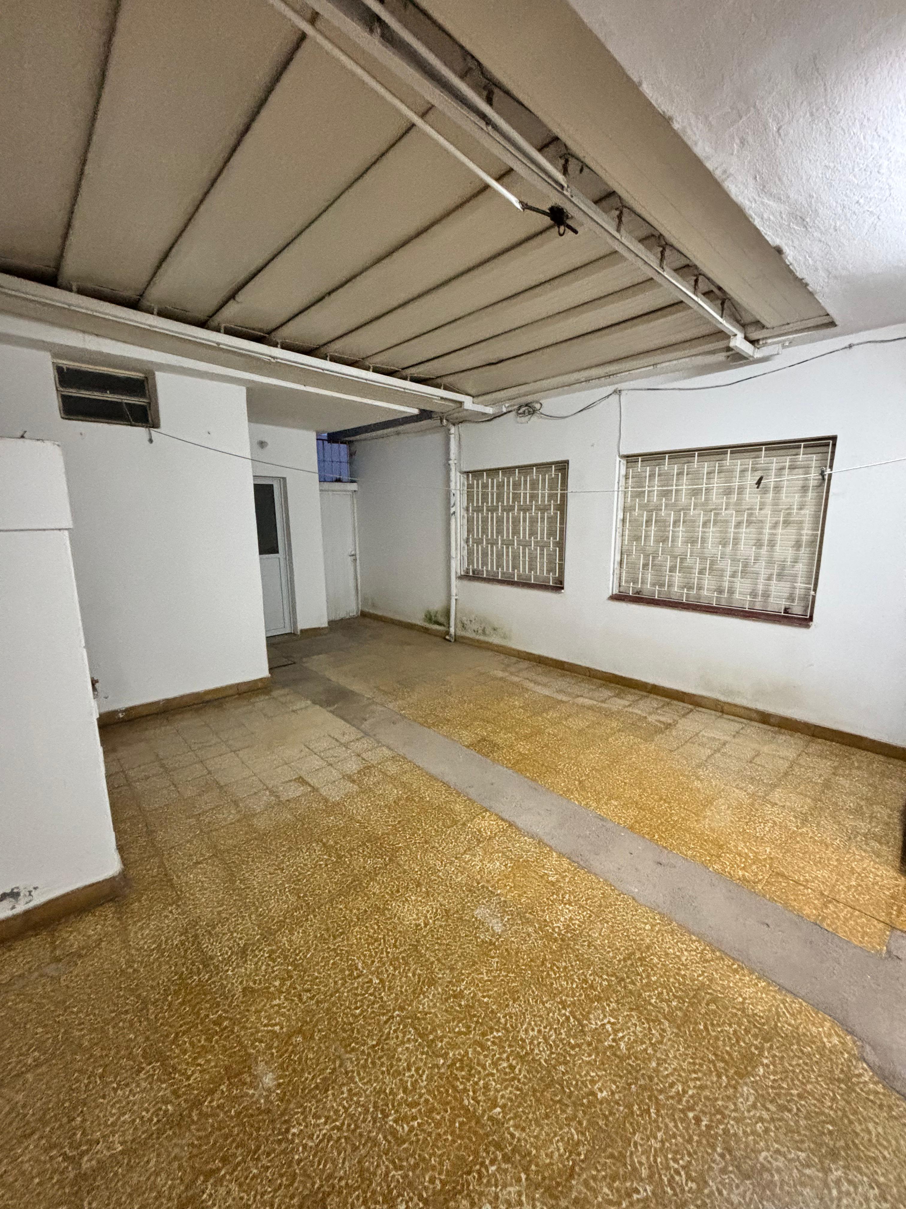 SE VENDE CASA EN ARROYITO (ZONA CENTRO)