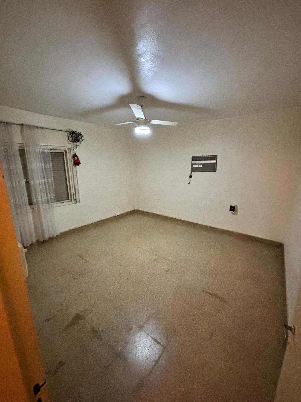 SE VENDE CASA EN ARROYITO (ZONA CENTRO)
