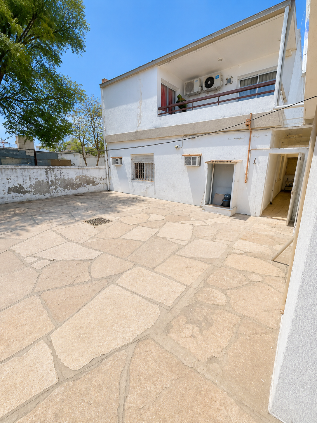 SE VENDE CASA EN ARROYITO (ZONA CENTRO)