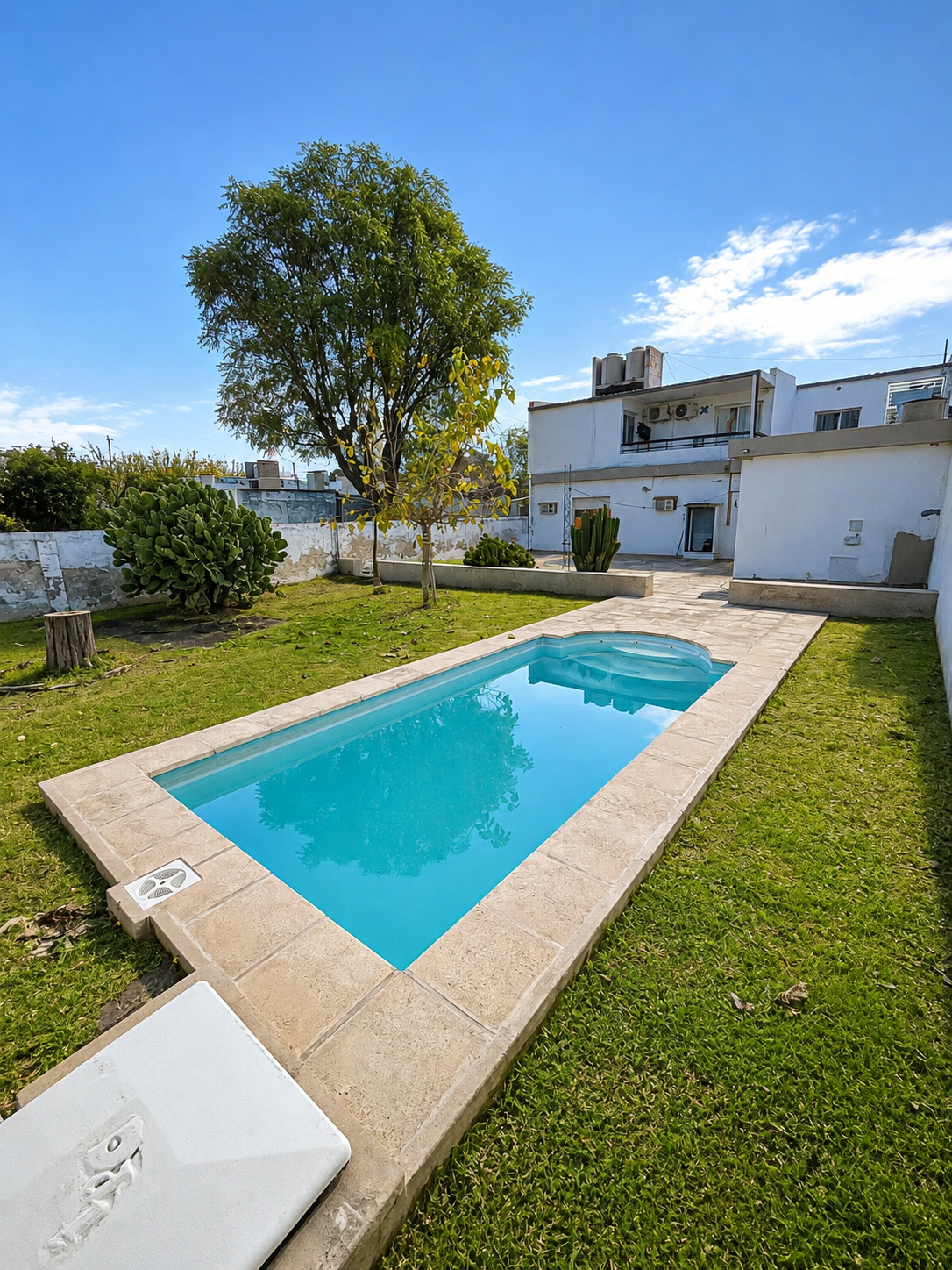 SE VENDE CASA EN ARROYITO (ZONA CENTRO)