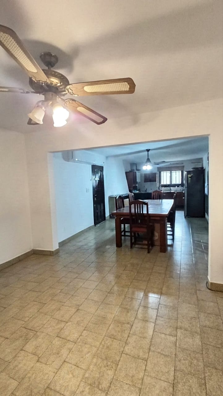 SE VENDE CASA EN ARROYITO